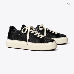 Tory Burch MONOGRAM LADYBUG
SNEAKER